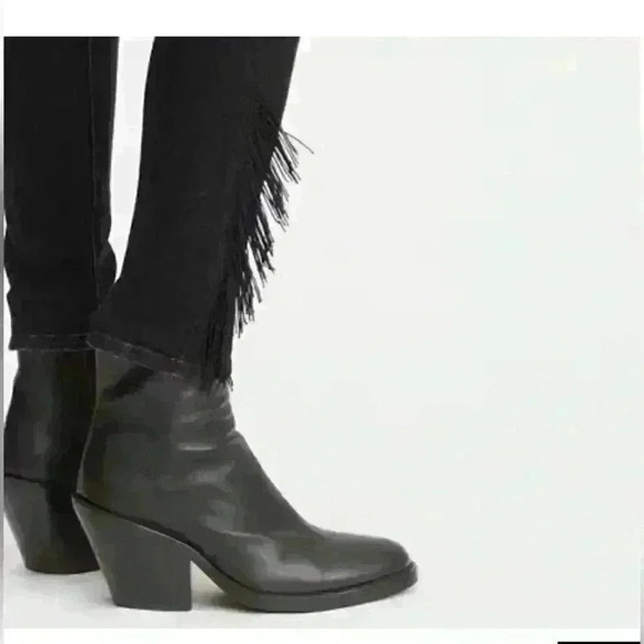 Levi’s High Waist fringe ankle Skinny Jeans - Picture 3 of 8